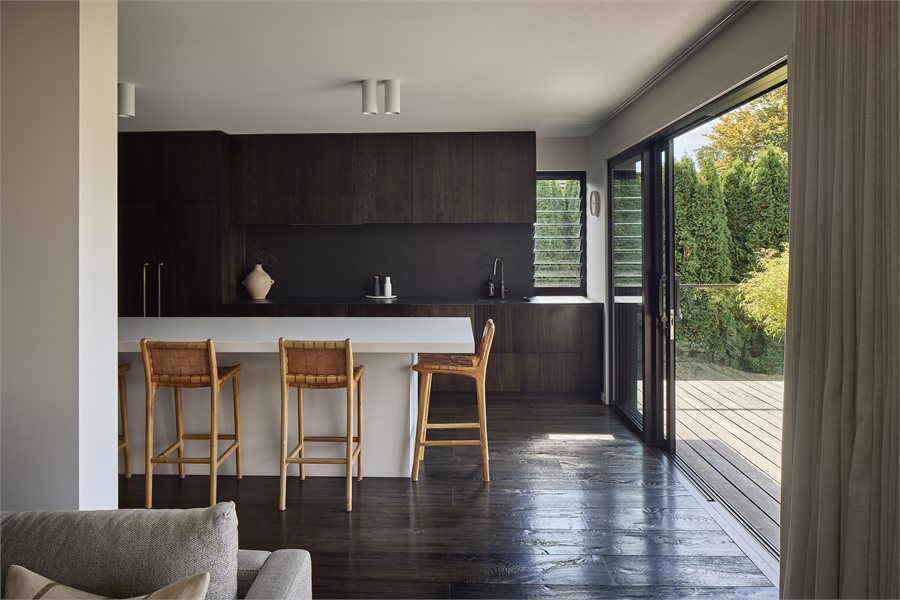 Flush sill sliding doors enhance indoor/outdoor flow