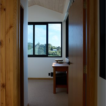 Trending Image R 047